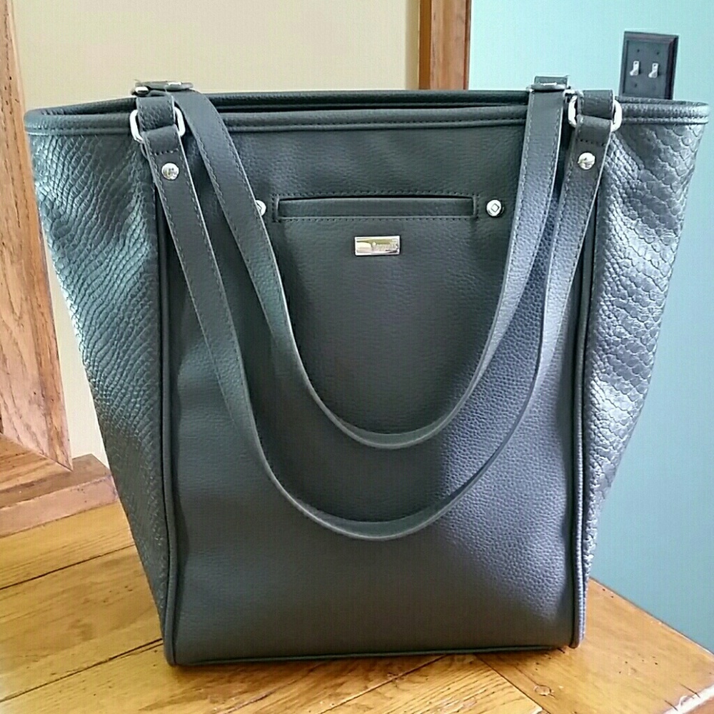 Jewel by Thirty-one